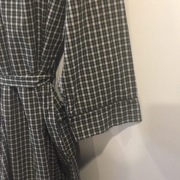 BOTTOMS OUT Men’s Woven Shawl Collar Robe - Picture 10 of 12